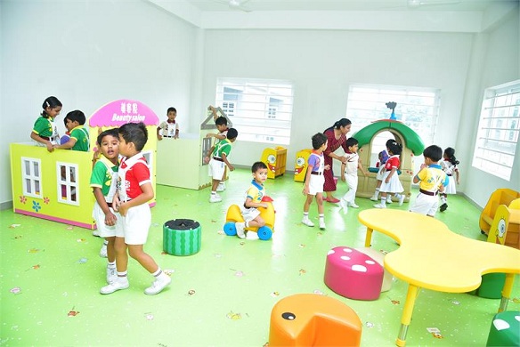 PLAY AREA